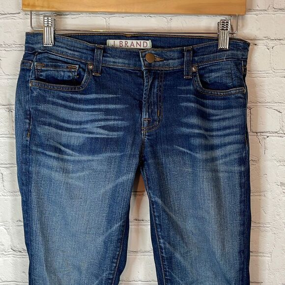 J Brand Women’s Medium Wash Cropped Jeans size 27 - Picture 2 of 7